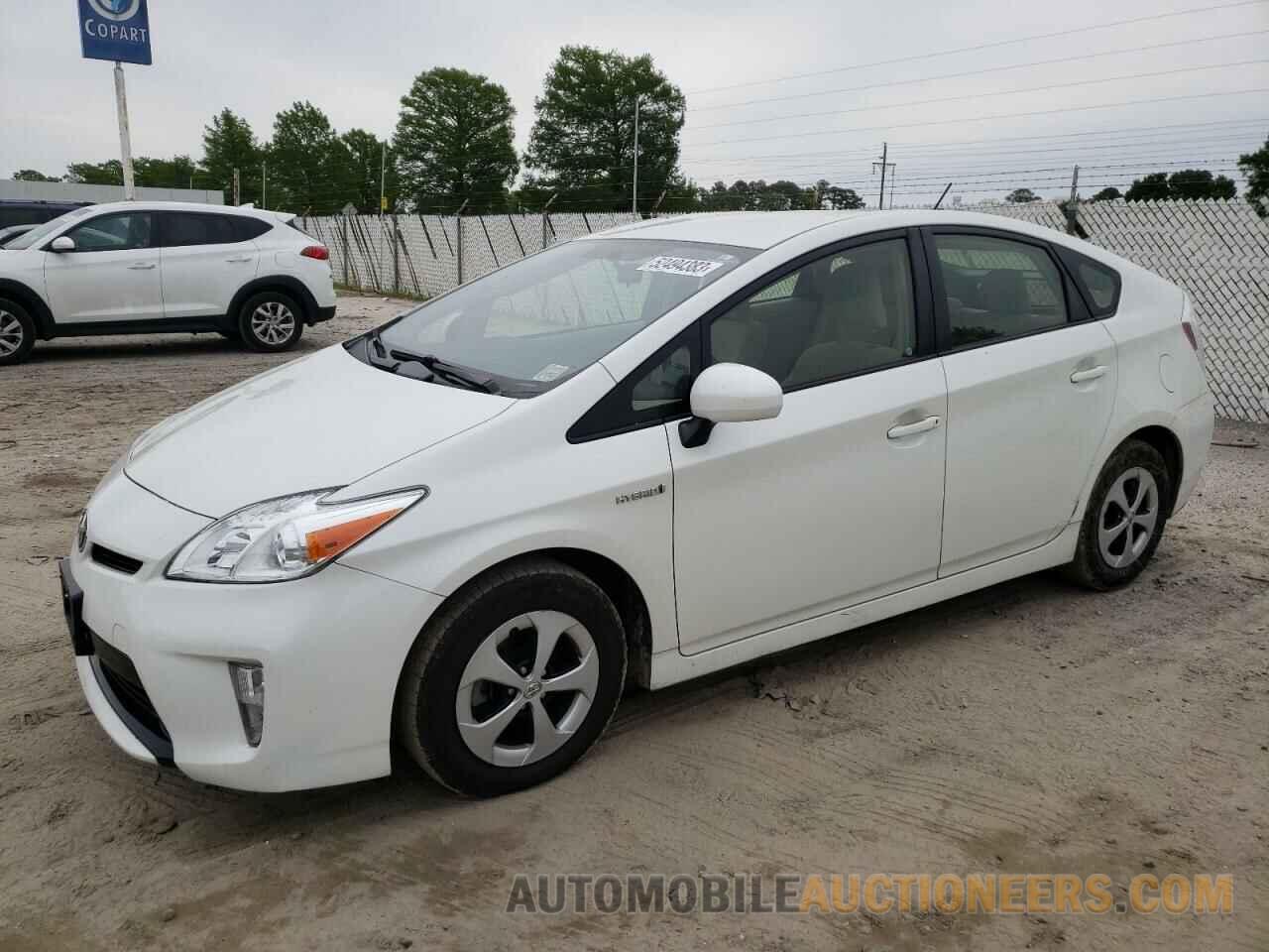 JTDKN3DUXF0424853 TOYOTA PRIUS 2015