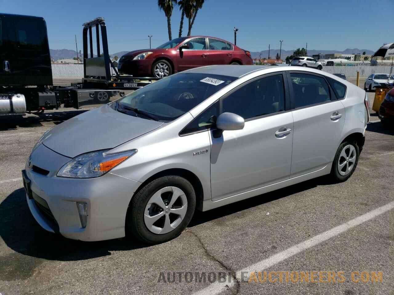 JTDKN3DUXF0434122 TOYOTA PRIUS 2015