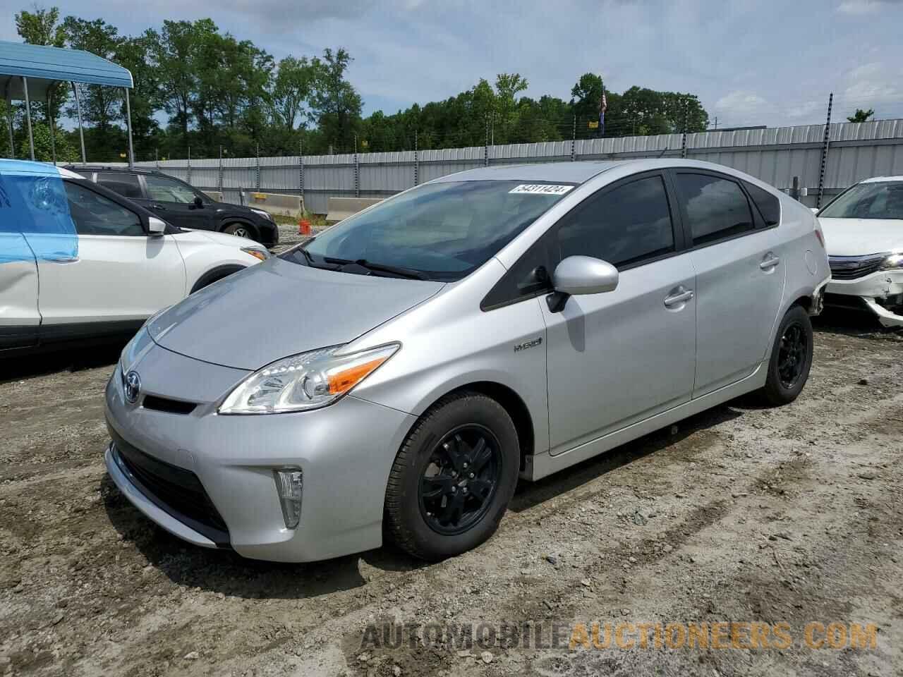 JTDKN3DUXF0435786 TOYOTA PRIUS 2015