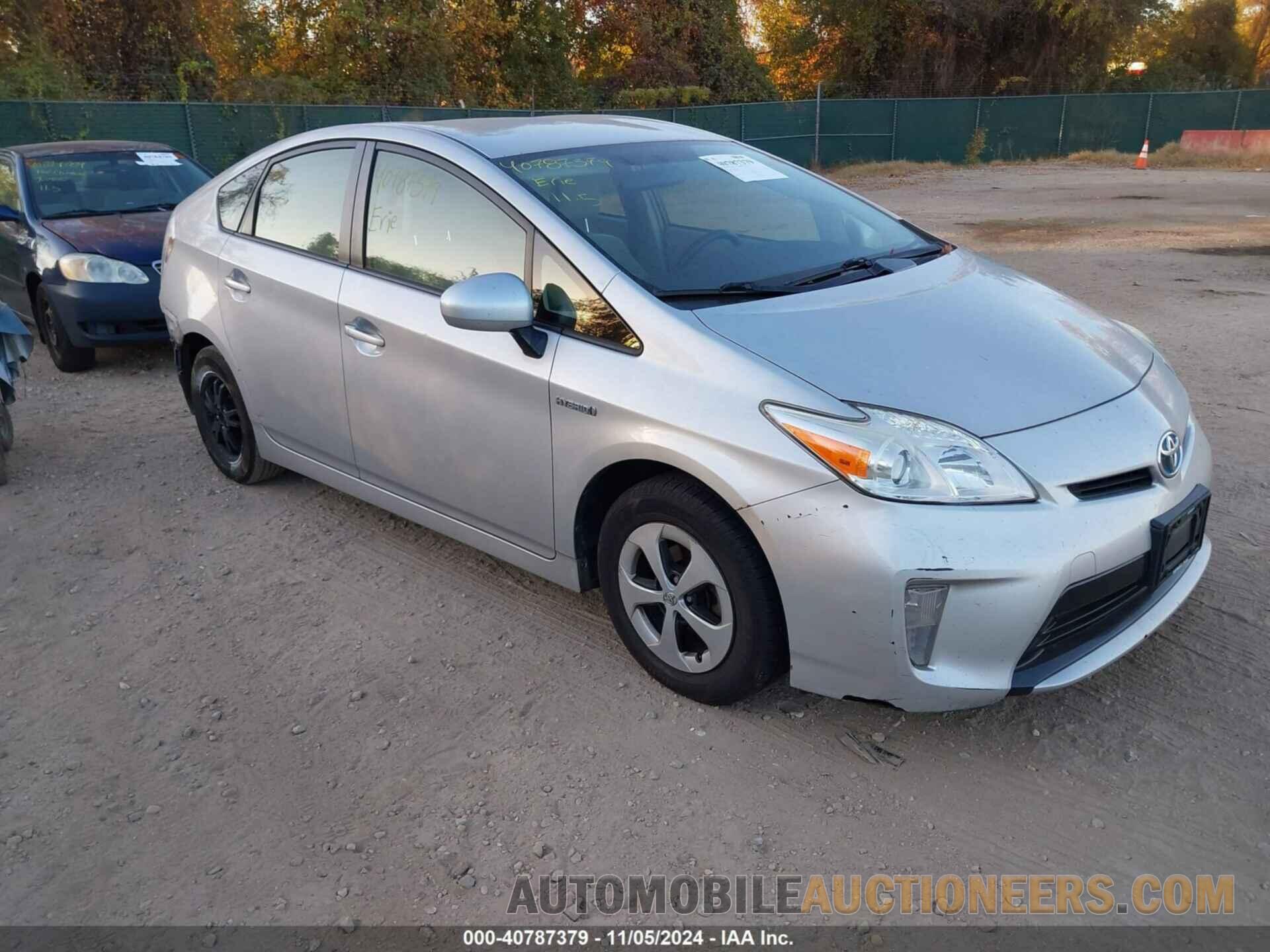 JTDKN3DUXF0438834 TOYOTA PRIUS 2015