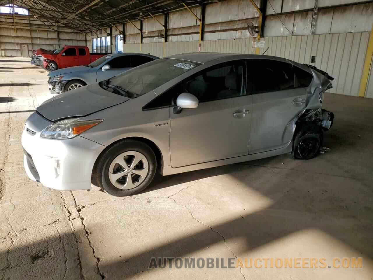 JTDKN3DUXF0441801 TOYOTA PRIUS 2015