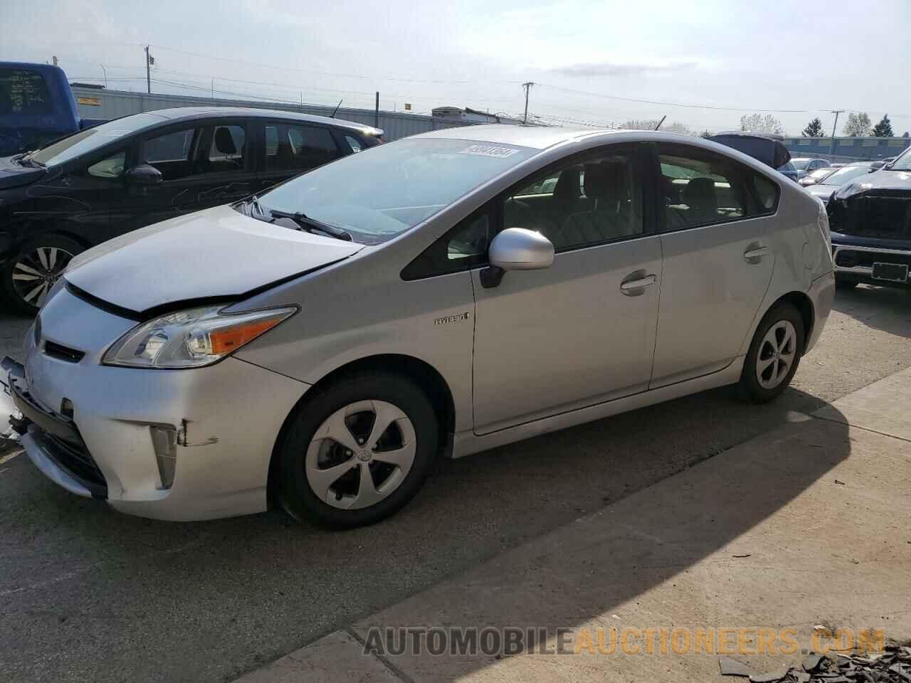 JTDKN3DUXF0442267 TOYOTA PRIUS 2015