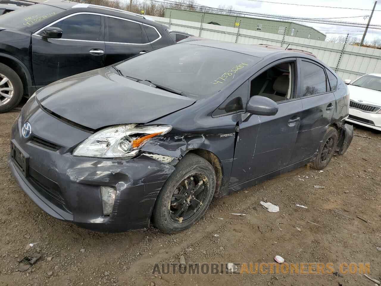 JTDKN3DUXF0444794 TOYOTA PRIUS 2015