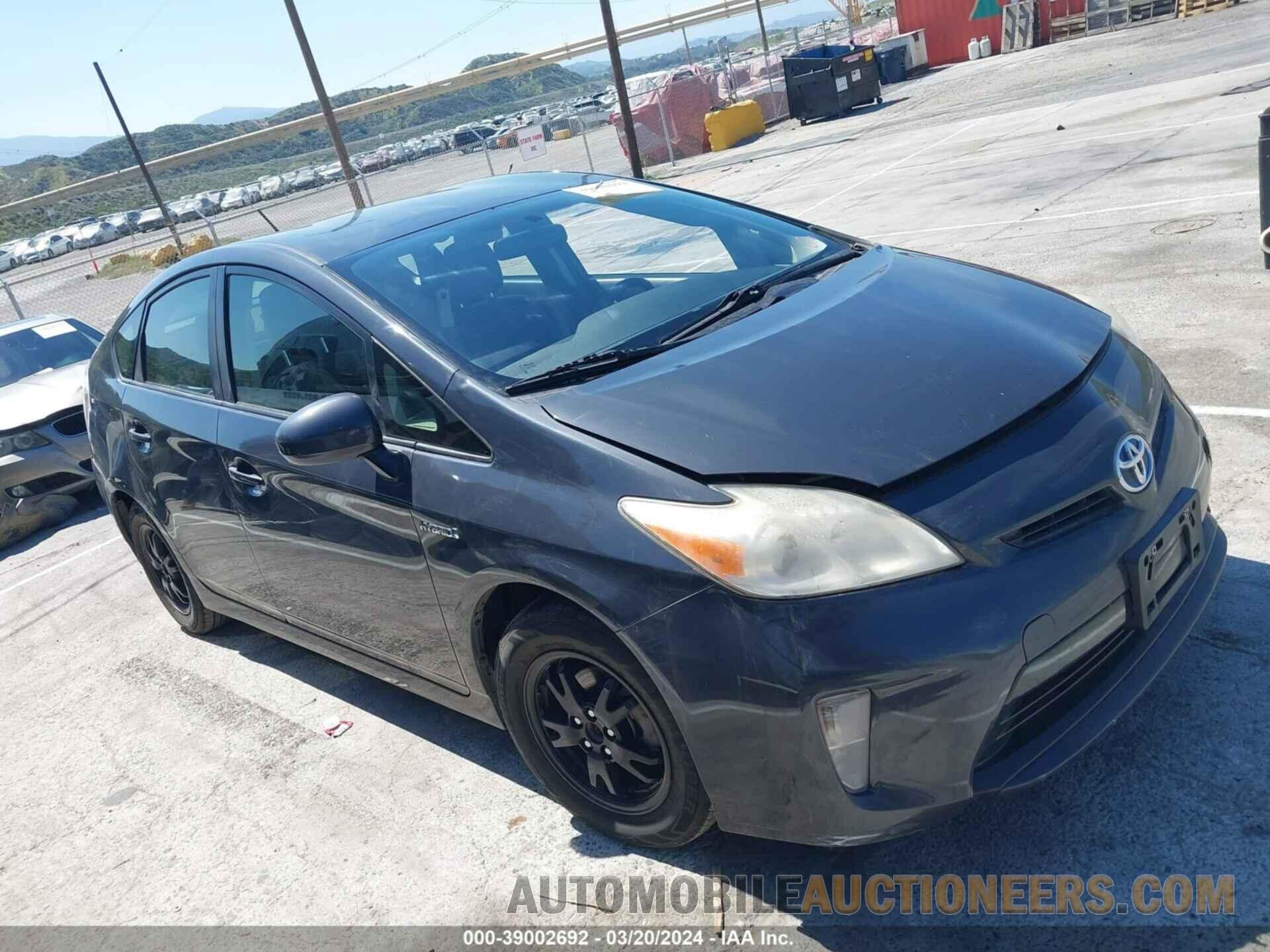 JTDKN3DUXF0446948 TOYOTA PRIUS 2015