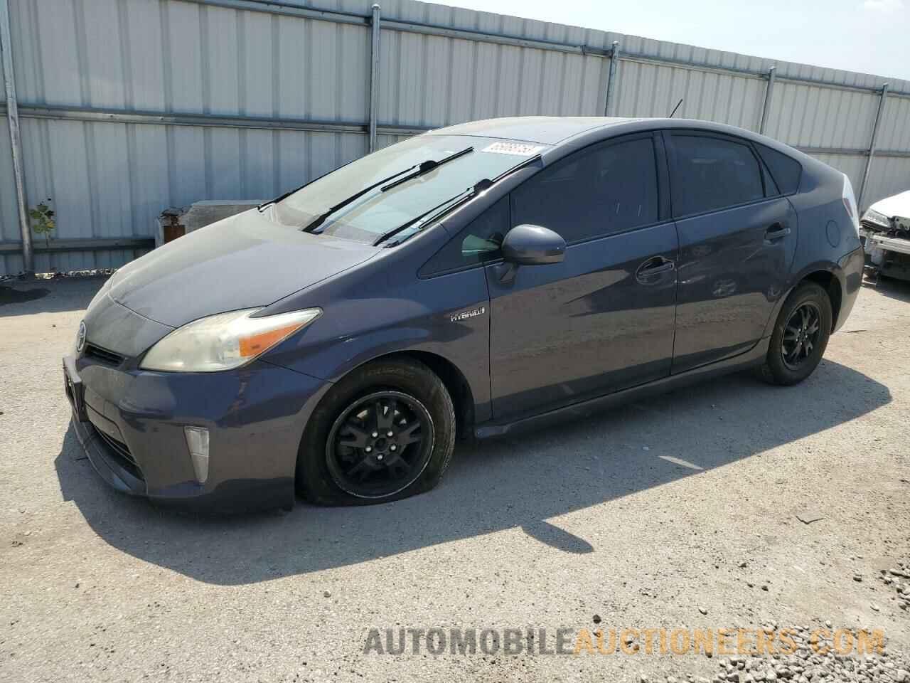 JTDKN3DUXF0455729 TOYOTA PRIUS 2015