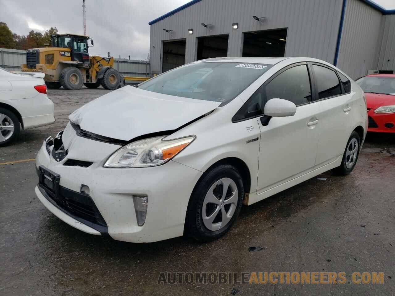 JTDKN3DUXF0472076 TOYOTA PRIUS 2015