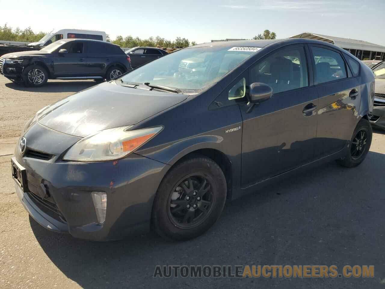 JTDKN3DUXF0473390 TOYOTA PRIUS 2015