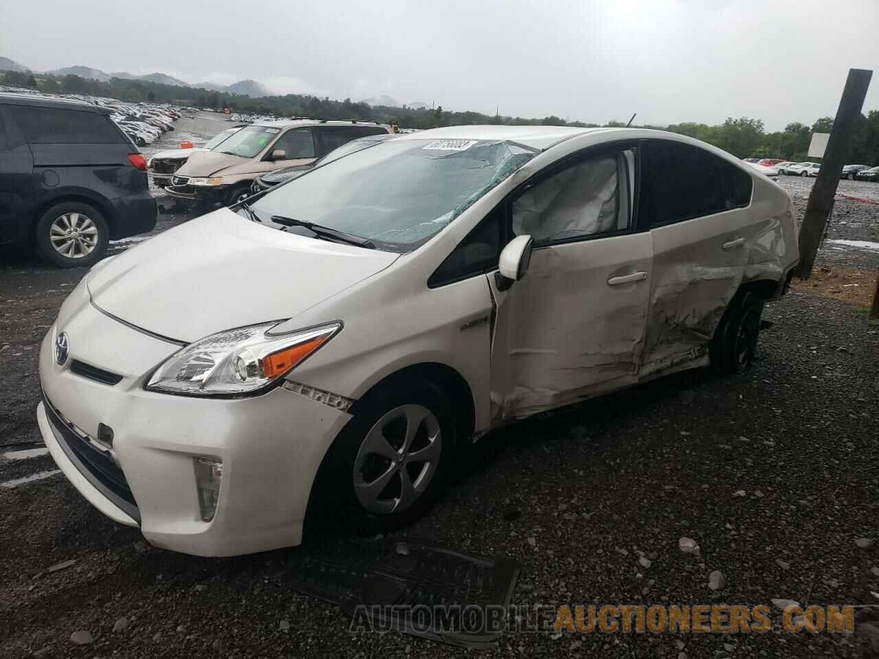 JTDKN3DUXF0484616 TOYOTA PRIUS 2015