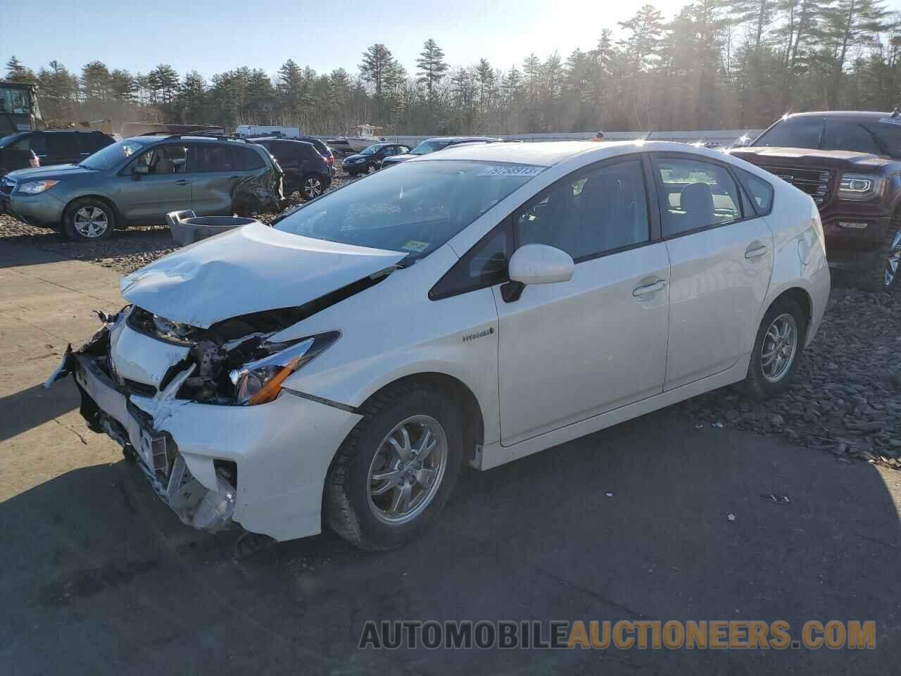 JTDKN3DUXF1878482 TOYOTA PRIUS 2015