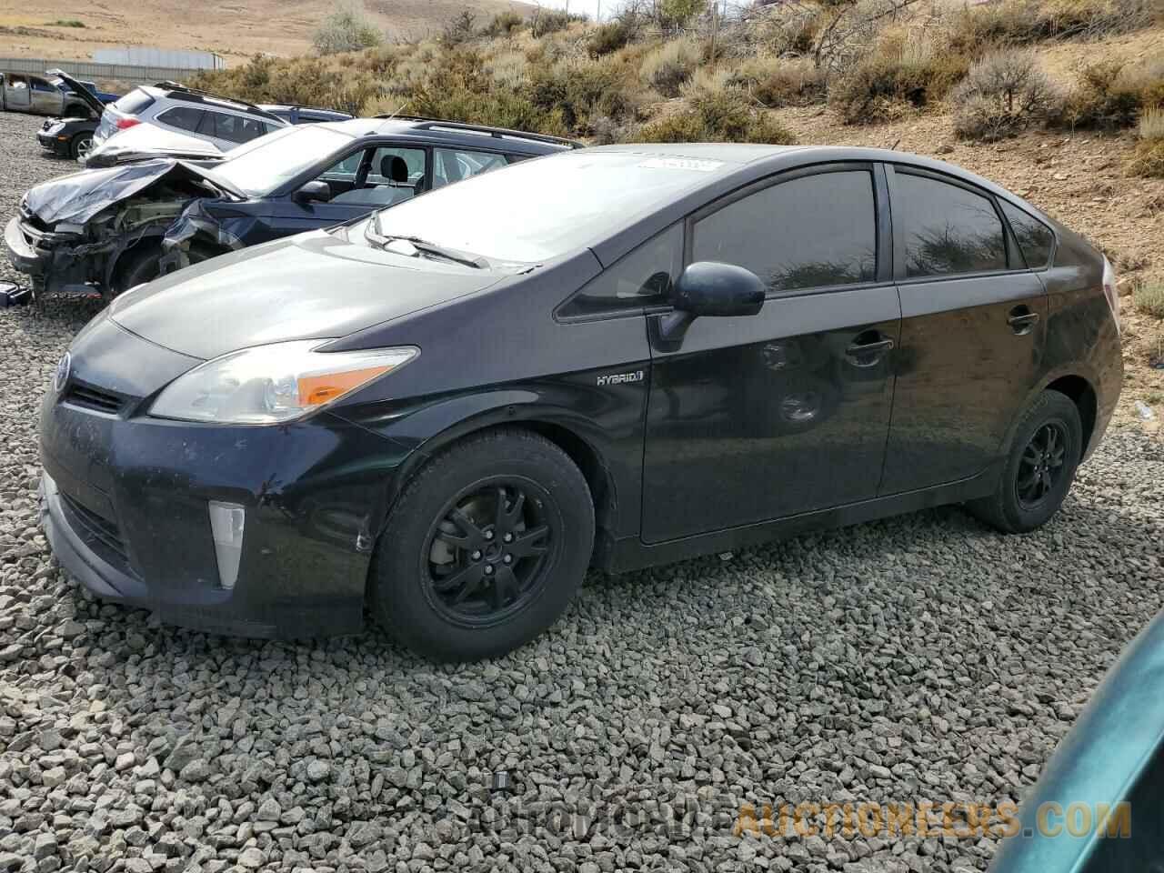 JTDKN3DUXF1881723 TOYOTA PRIUS 2015