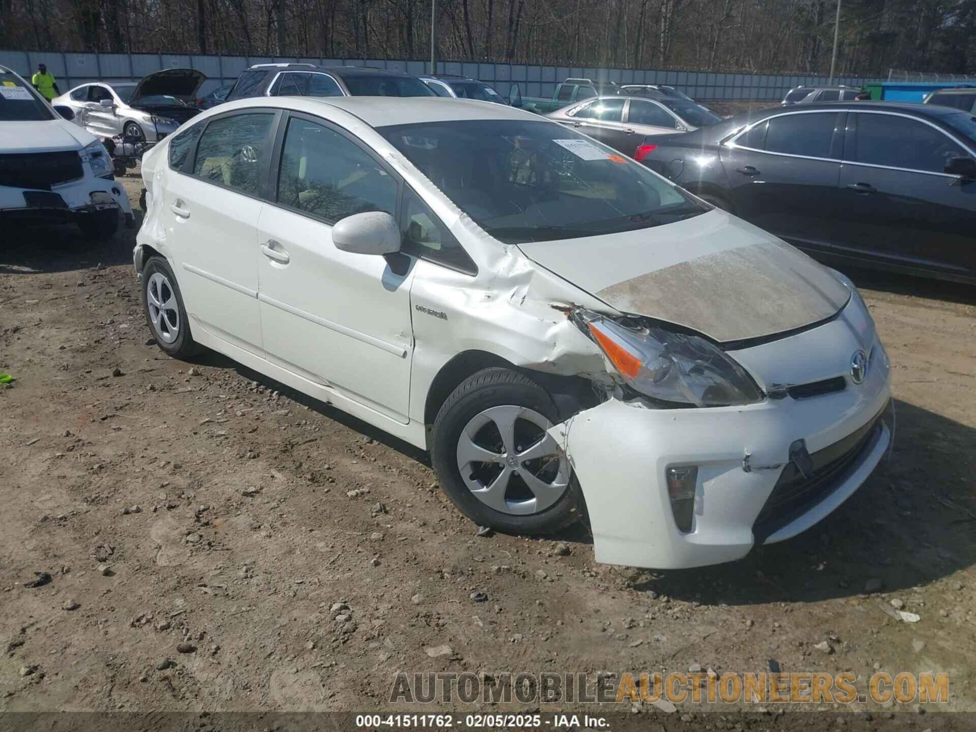 JTDKN3DUXF1884458 TOYOTA PRIUS 2015