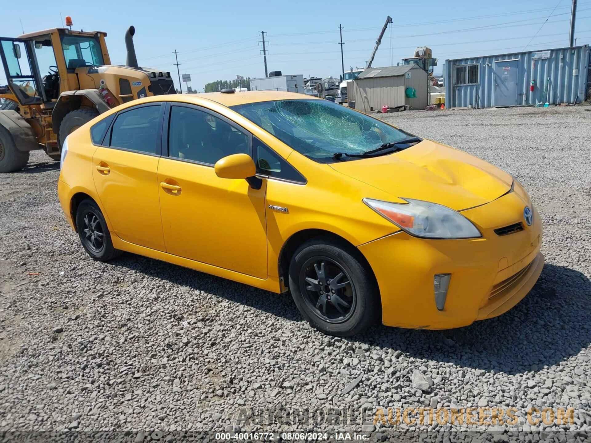 JTDKN3DUXF1897677 TOYOTA PRIUS 2015