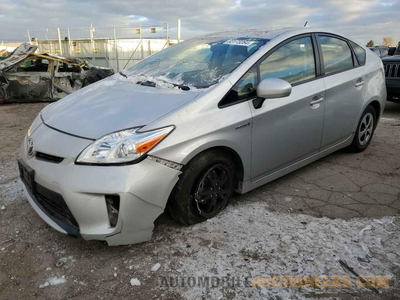 JTDKN3DUXF1899641 TOYOTA PRIUS 2015