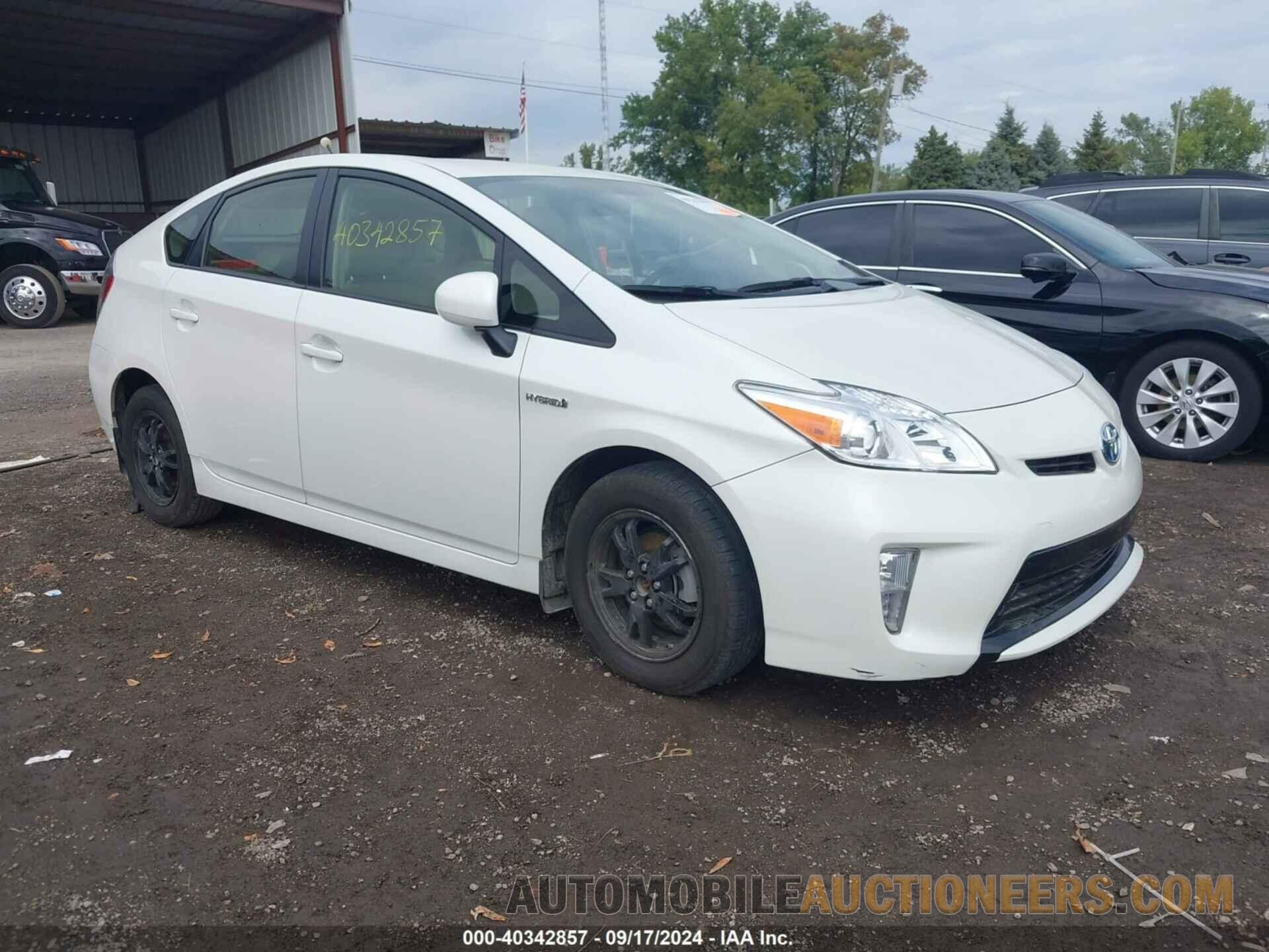 JTDKN3DUXF1907771 TOYOTA PRIUS 2015