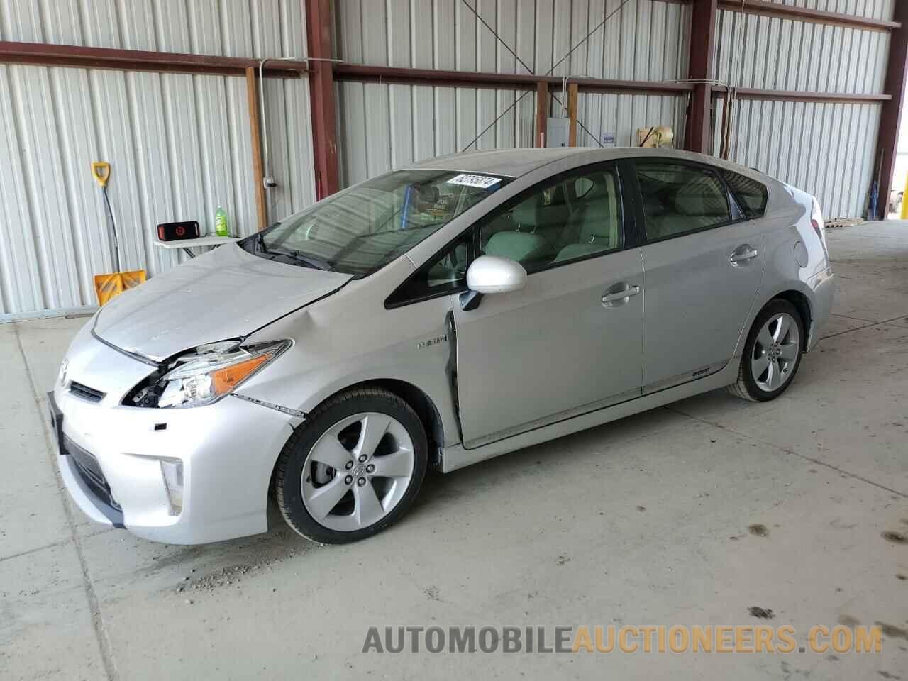 JTDKN3DUXF1928409 TOYOTA PRIUS 2015