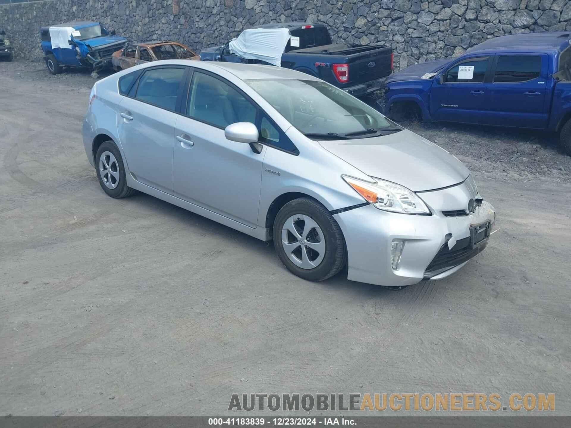 JTDKN3DUXF1971518 TOYOTA PRIUS 2015