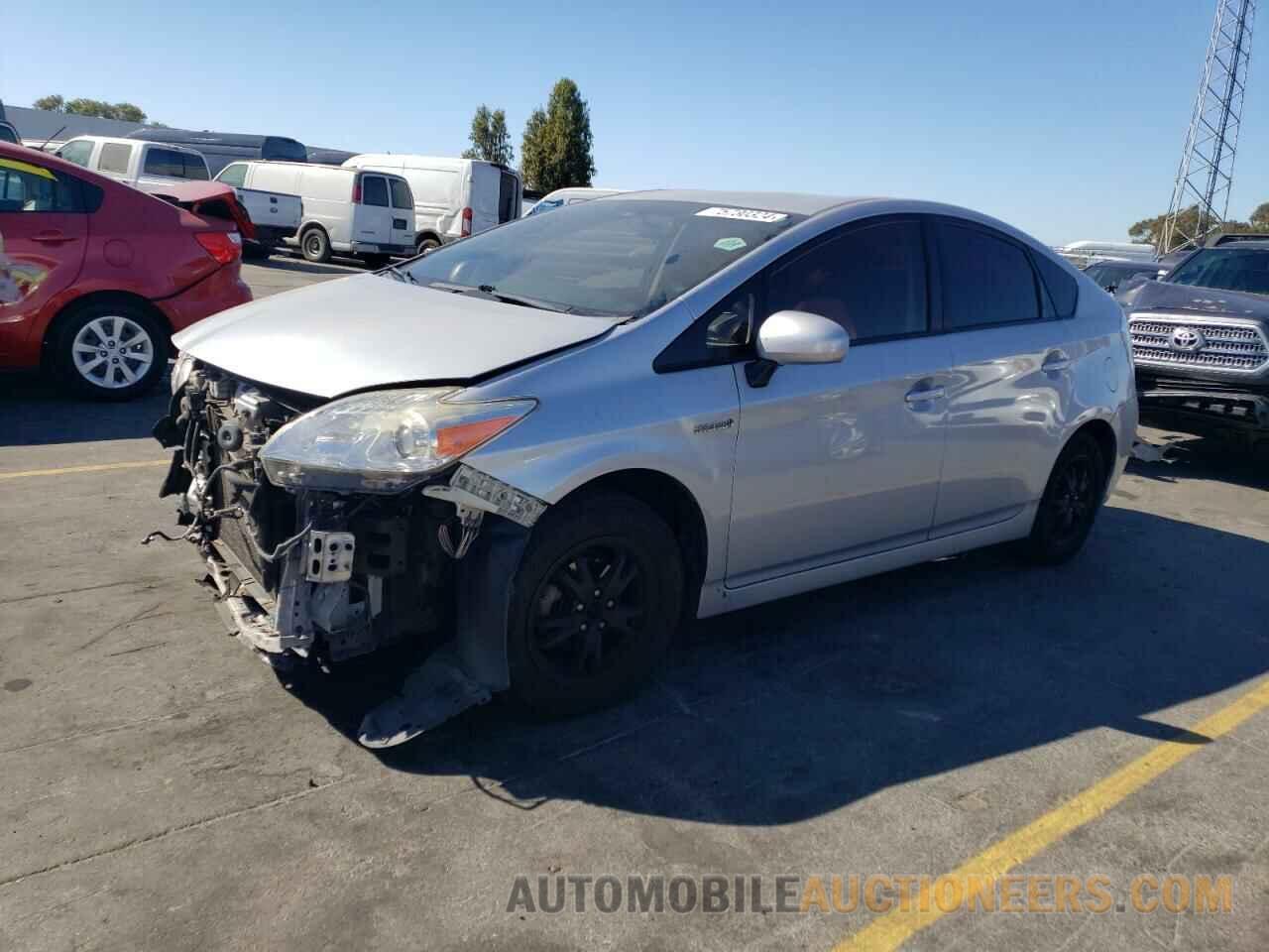 JTDKN3DUXF2000819 TOYOTA PRIUS 2015