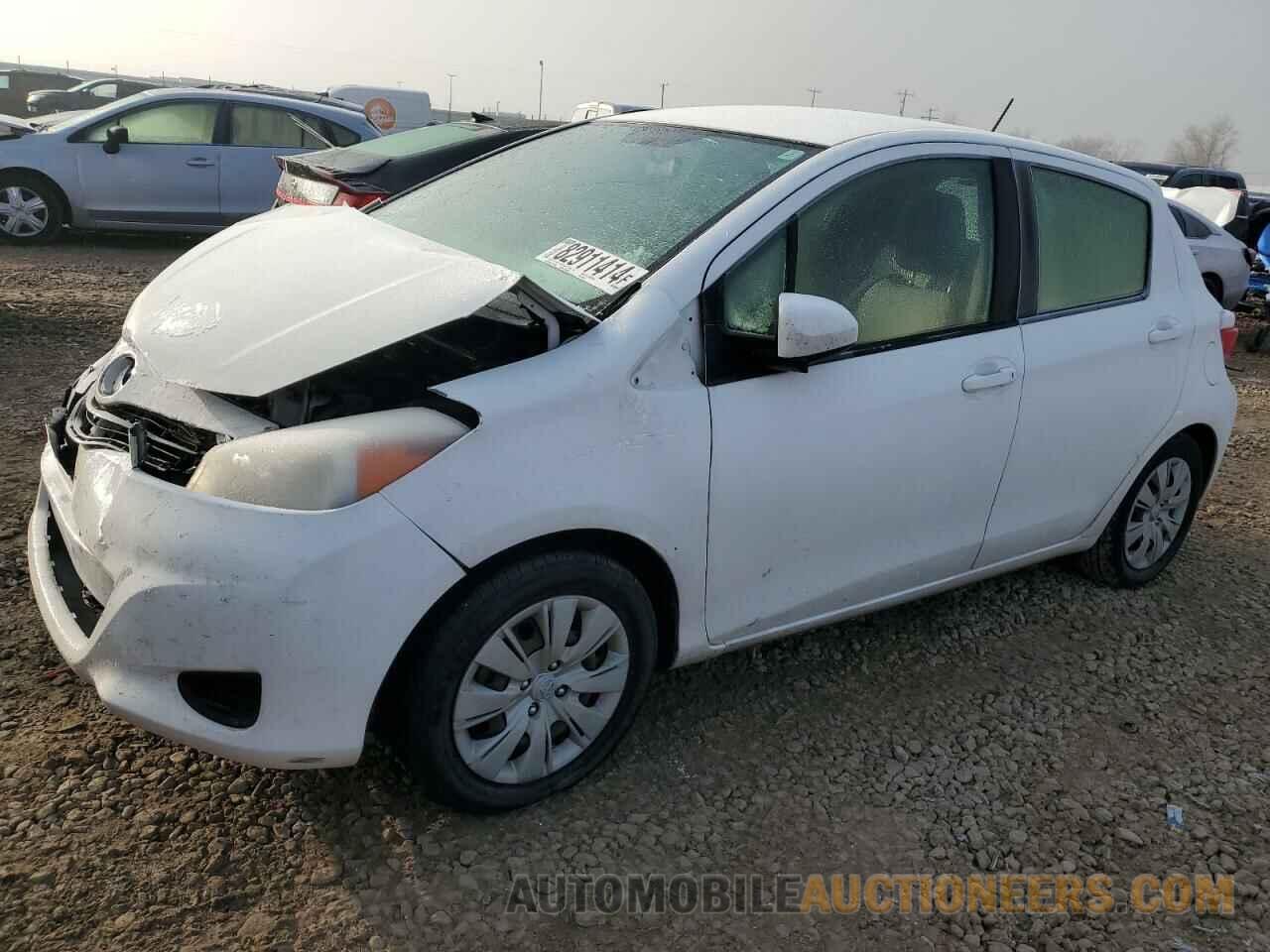 JTDKTUD35DD557285 TOYOTA YARIS 2013