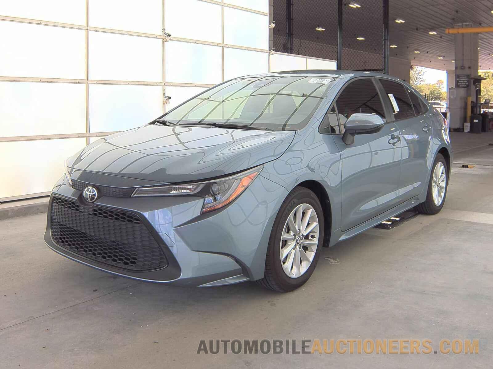 JTDVPMAE6NJ205990 Toyota Corolla LE 2022