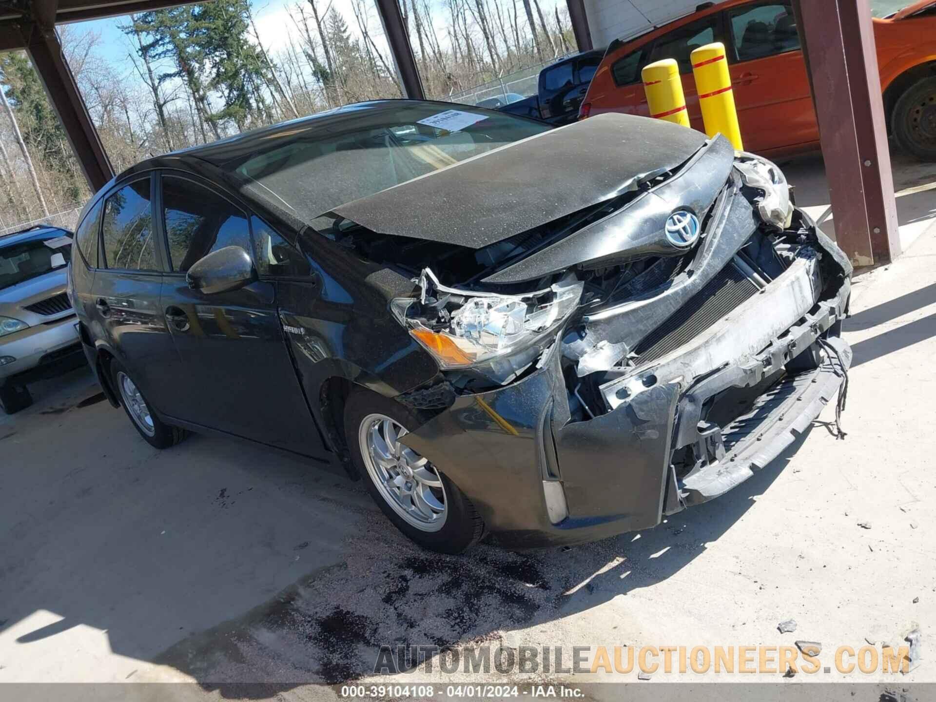 JTDZN3EU0HJ060226 TOYOTA PRIUS V 2017