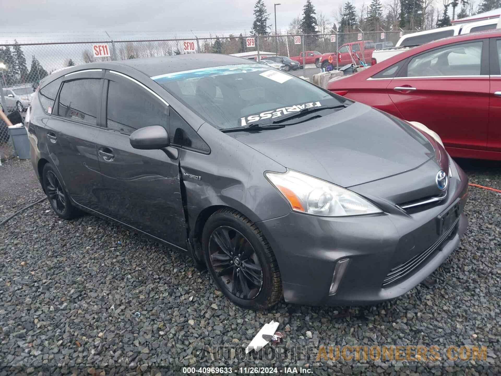 JTDZN3EU2E3332632 TOYOTA PRIUS V 2014