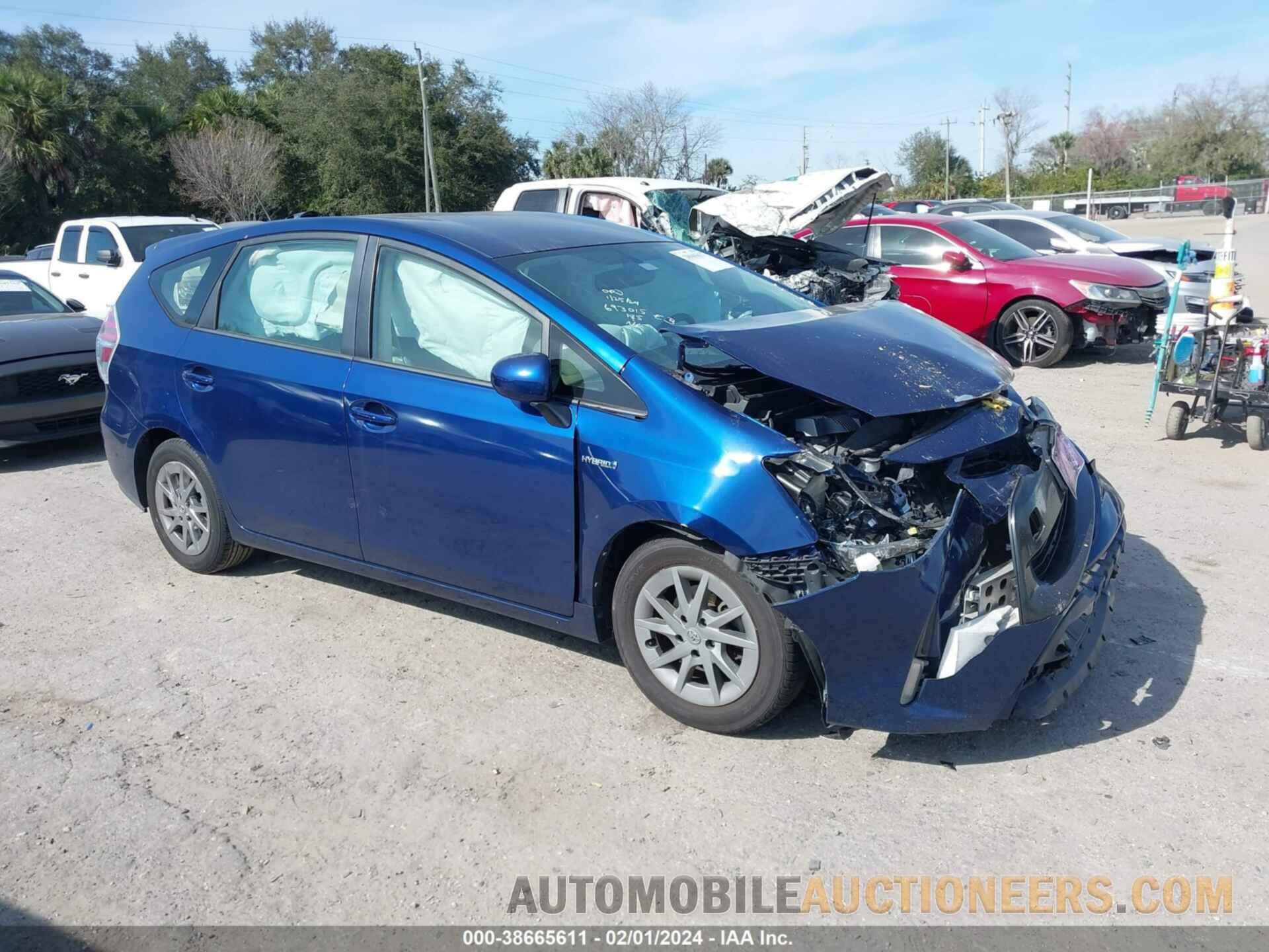 JTDZN3EU2FJ027712 TOYOTA PRIUS V 2015