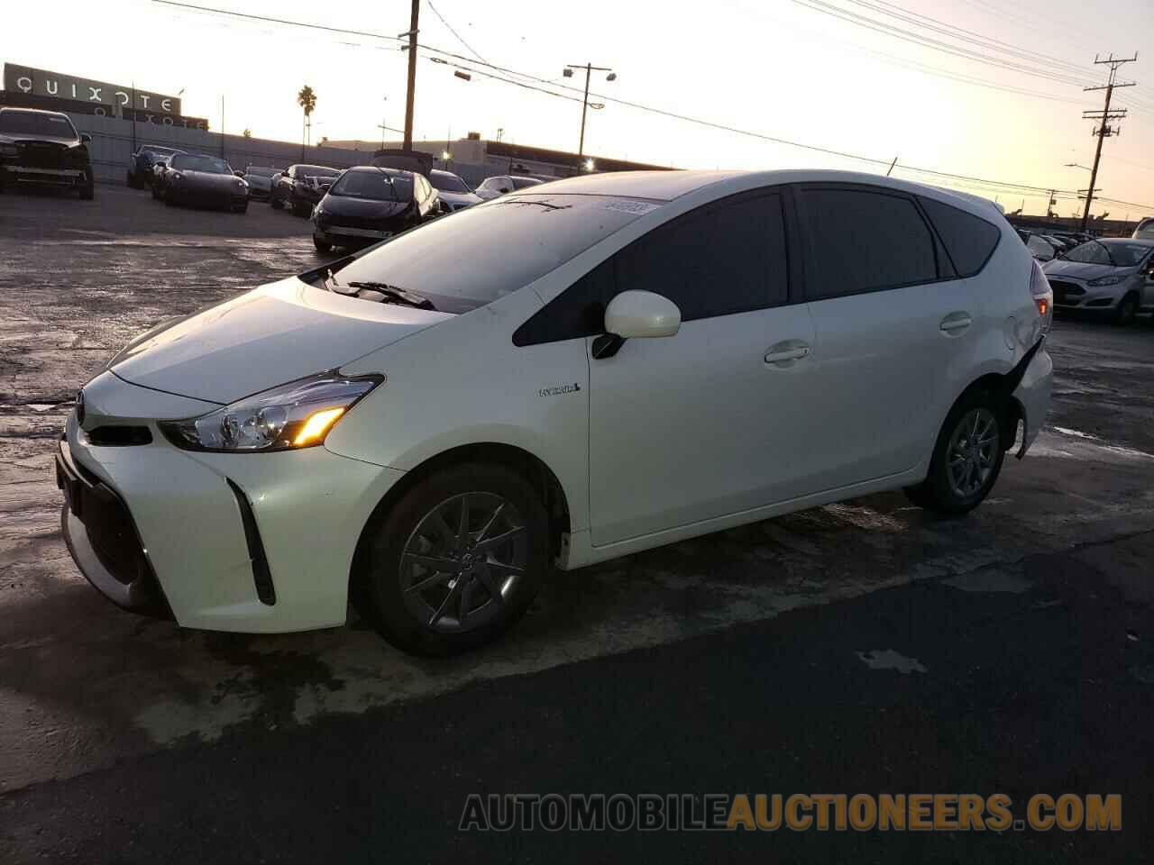 JTDZN3EU2FJ031002 TOYOTA PRIUS 2015