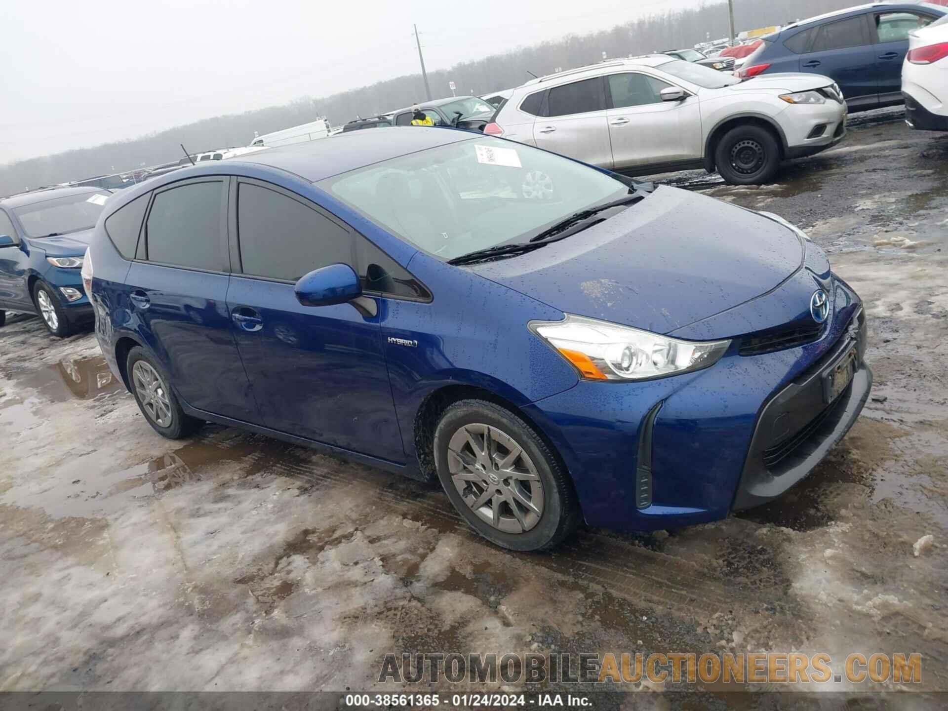 JTDZN3EU2FJ031470 TOYOTA PRIUS V 2015