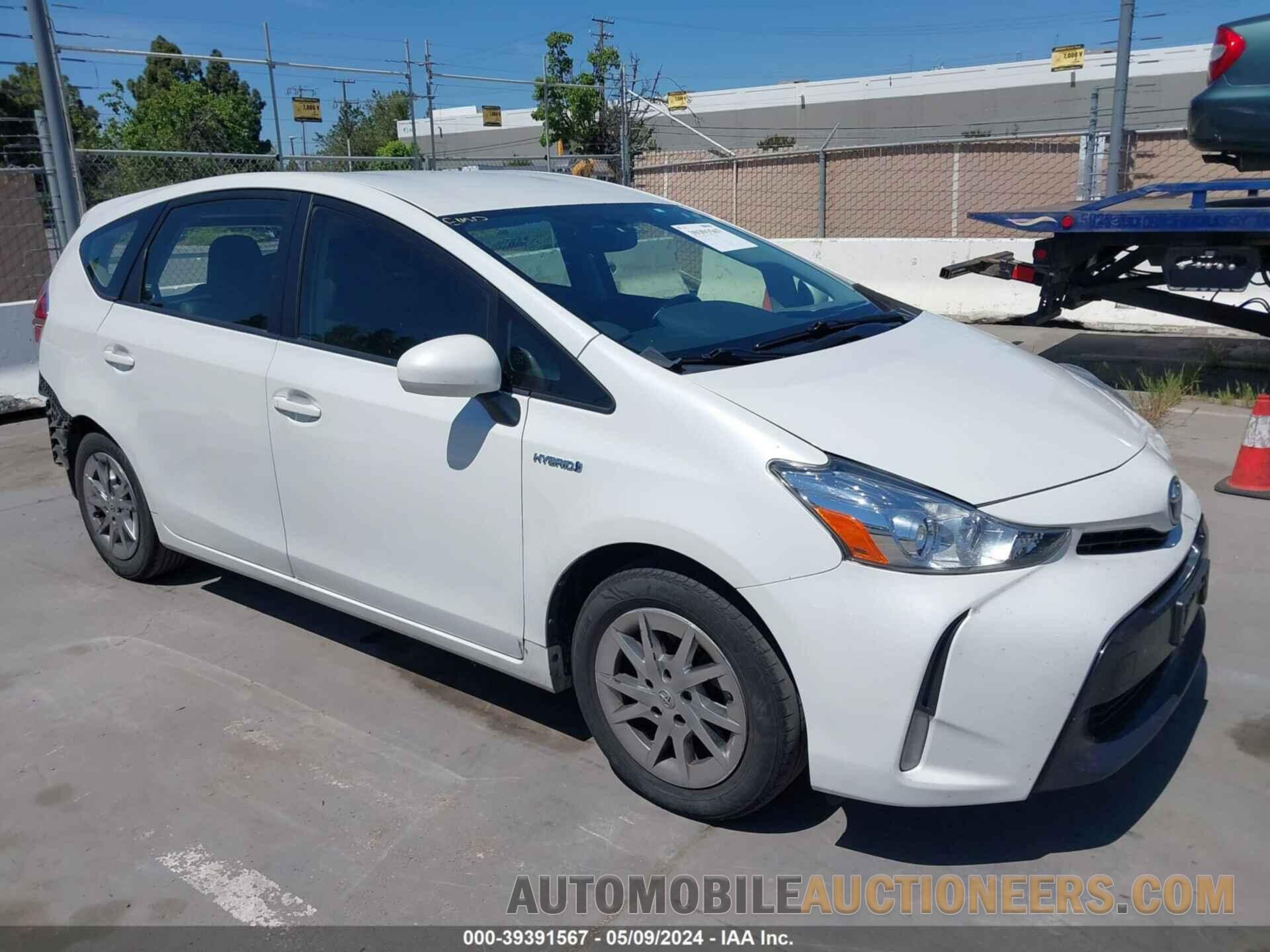 JTDZN3EU2HJ056467 TOYOTA PRIUS V 2017