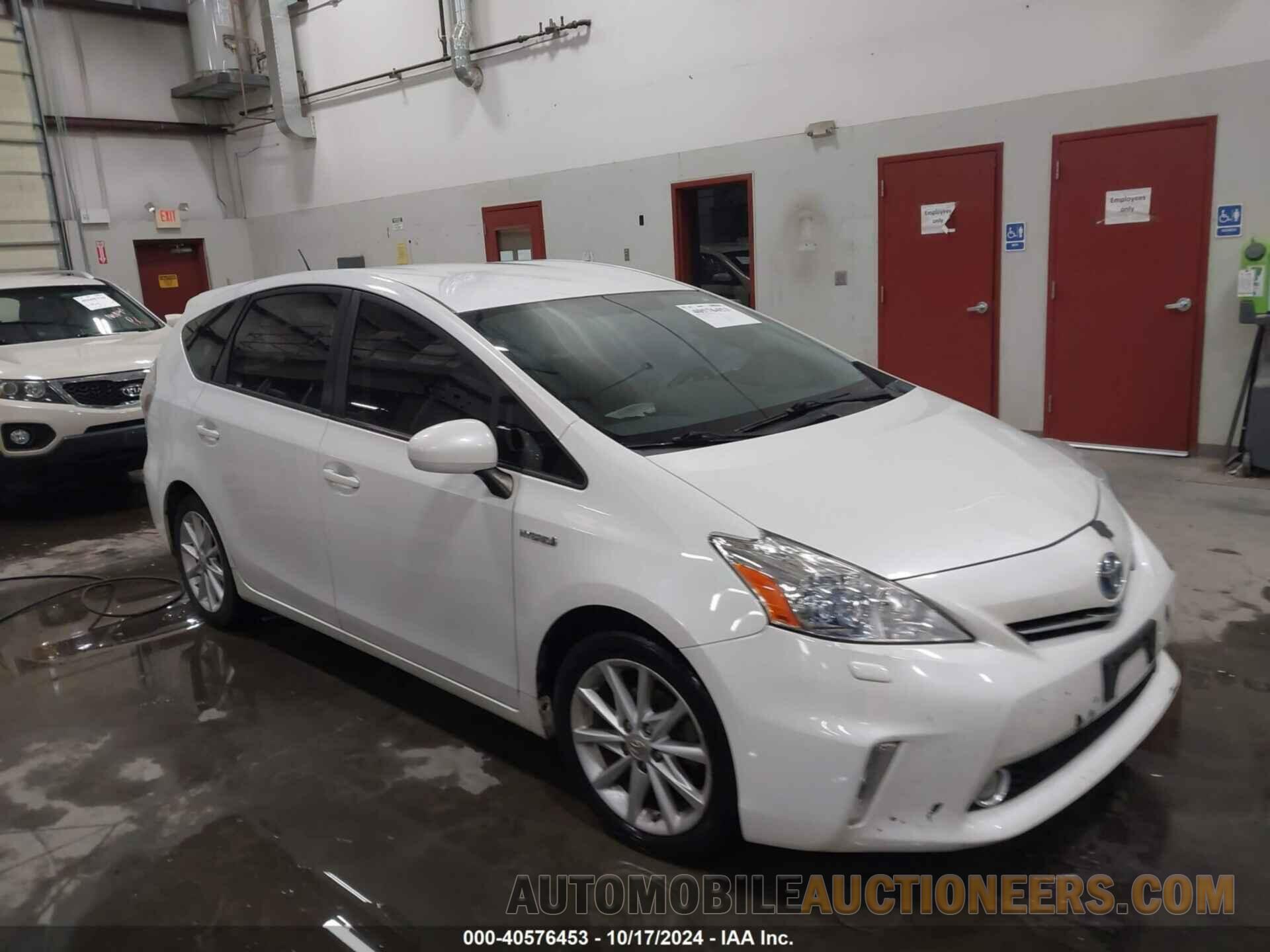 JTDZN3EU3C3153609 TOYOTA PRIUS V 2012