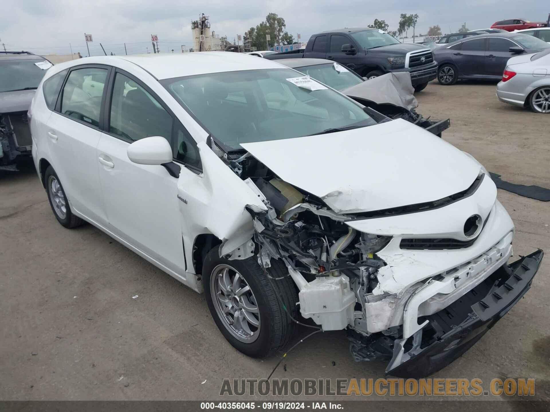 JTDZN3EU3FJ024821 TOYOTA PRIUS V 2015