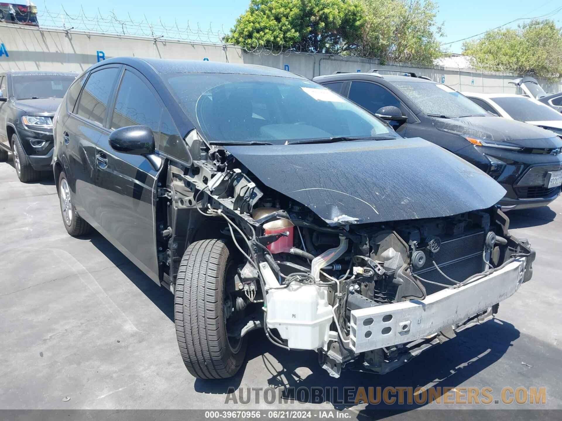 JTDZN3EU3FJ026830 TOYOTA PRIUS V 2015