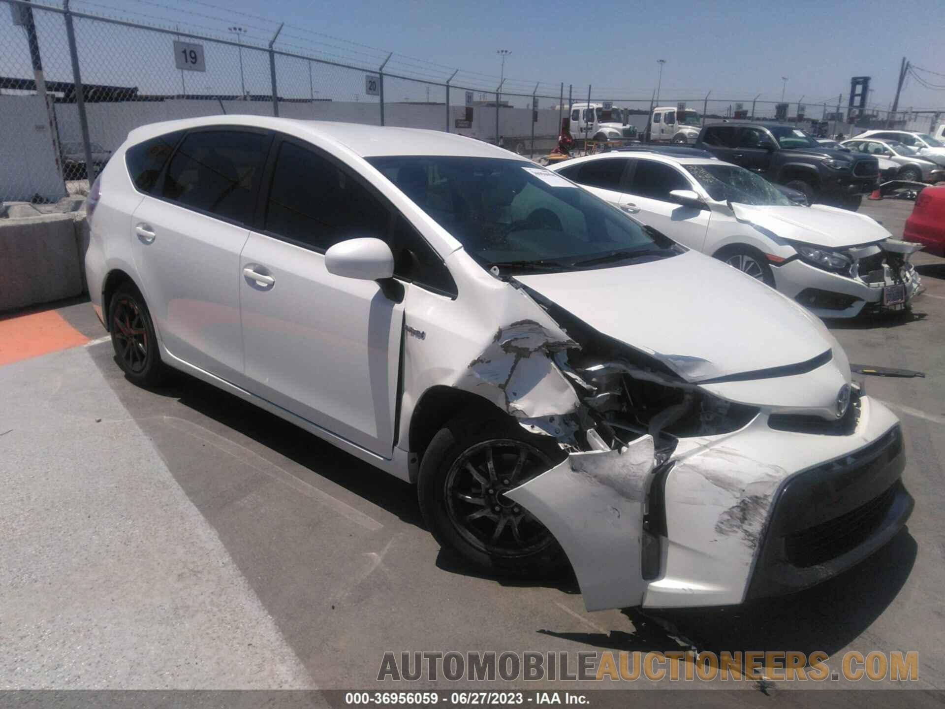 JTDZN3EU3FJ028898 TOYOTA PRIUS V 2015