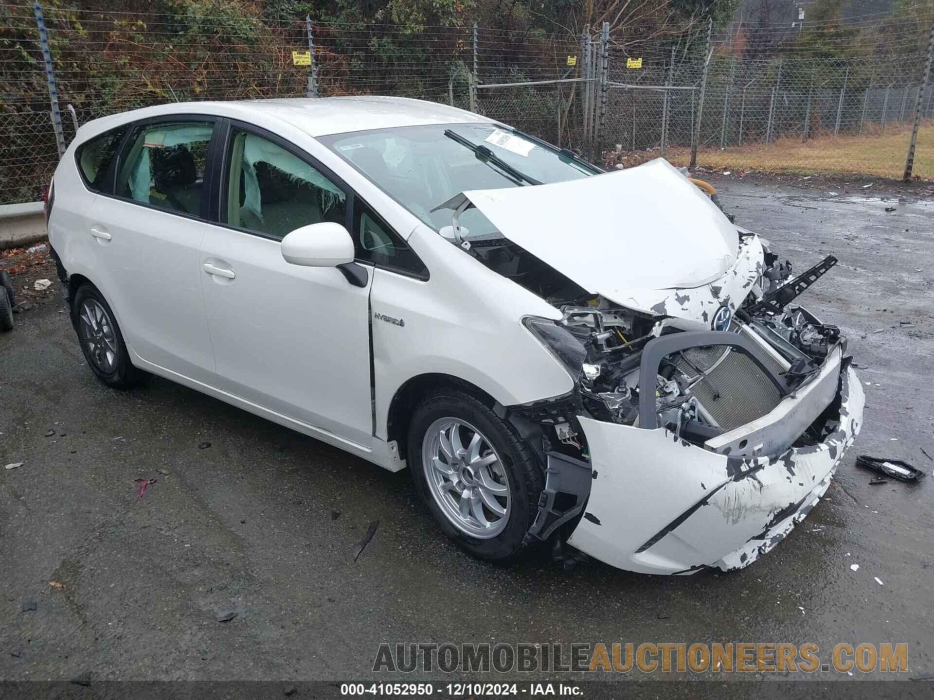 JTDZN3EU3FJ029081 TOYOTA PRIUS V 2015