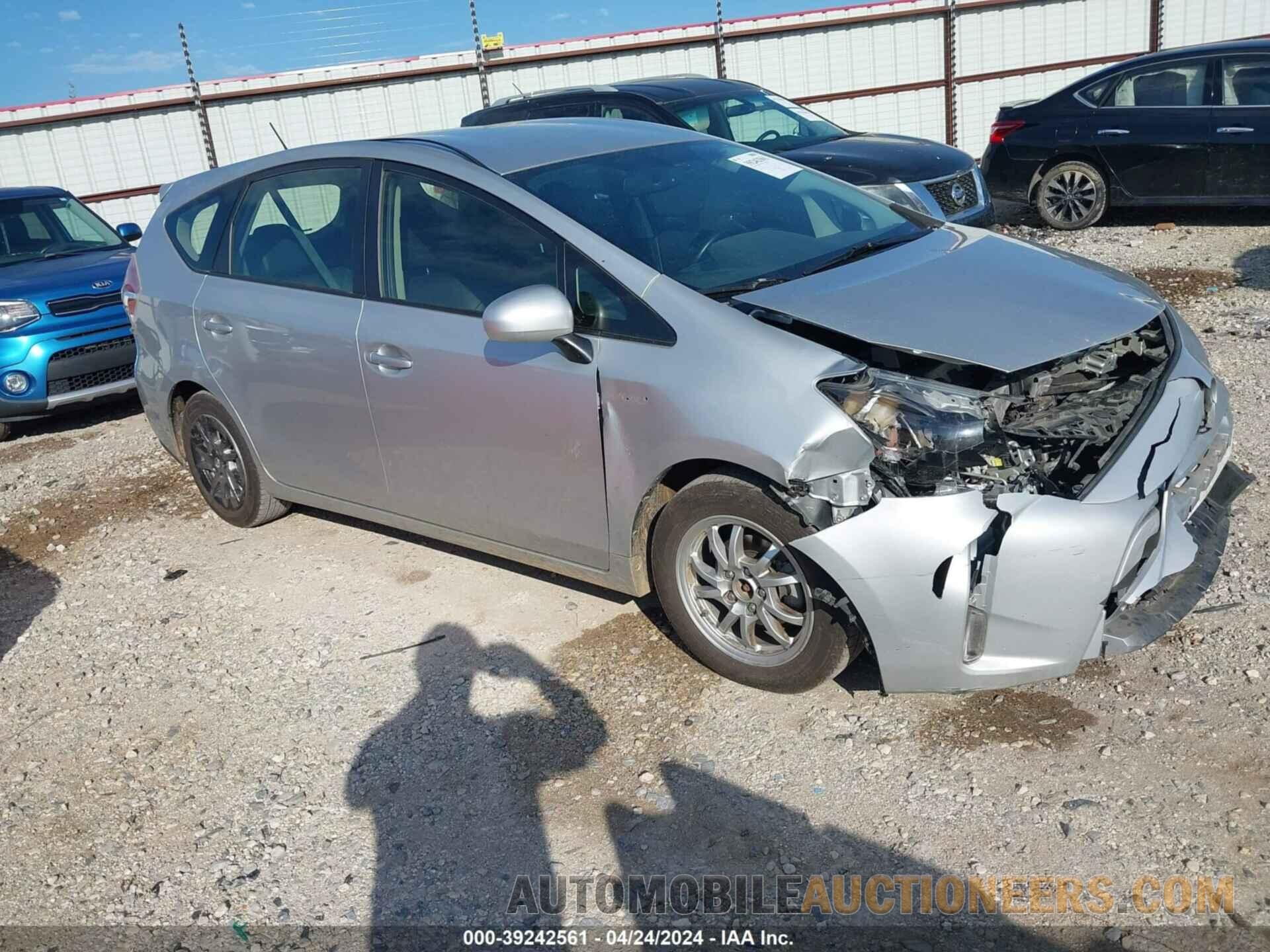 JTDZN3EU3HJ063878 TOYOTA PRIUS V 2017