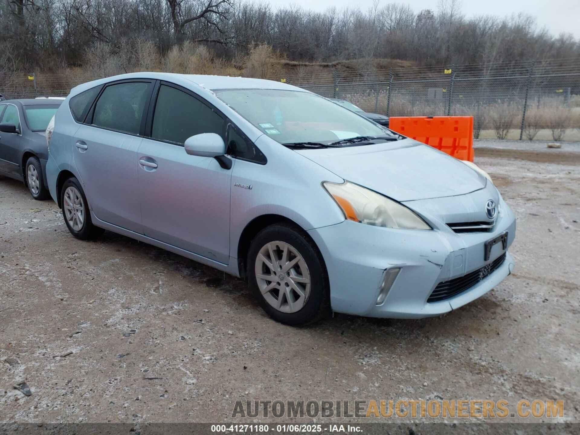 JTDZN3EU4D3250142 TOYOTA PRIUS V 2013