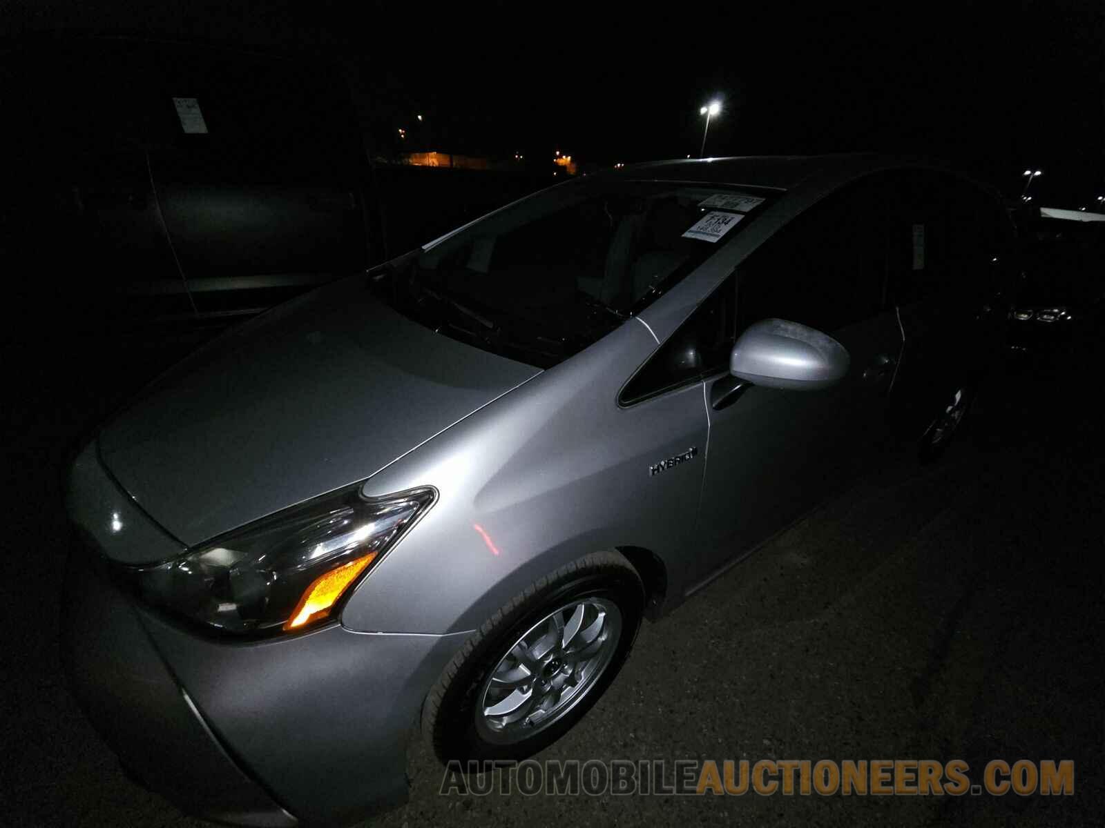 JTDZN3EU4FJ019000 Toyota Prius v 2015