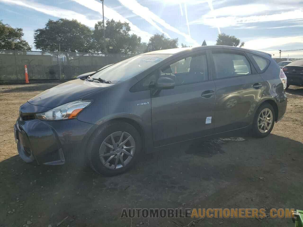 JTDZN3EU4FJ019563 TOYOTA PRIUS 2015