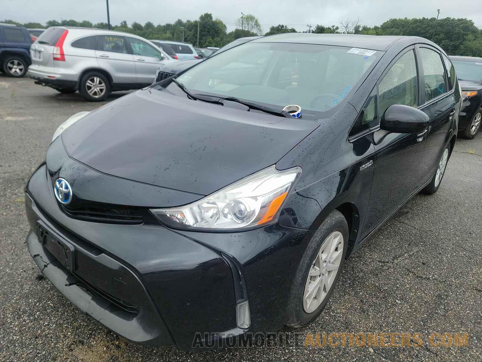 JTDZN3EU4FJ021247 Toyota Prius v 2015