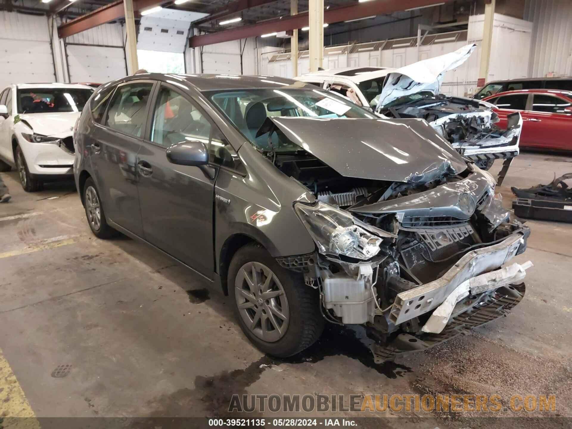 JTDZN3EU5FJ020589 TOYOTA PRIUS V 2015