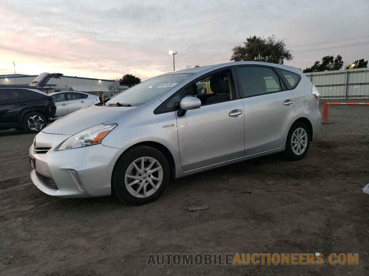 JTDZN3EU6E3323190 TOYOTA PRIUS 2014