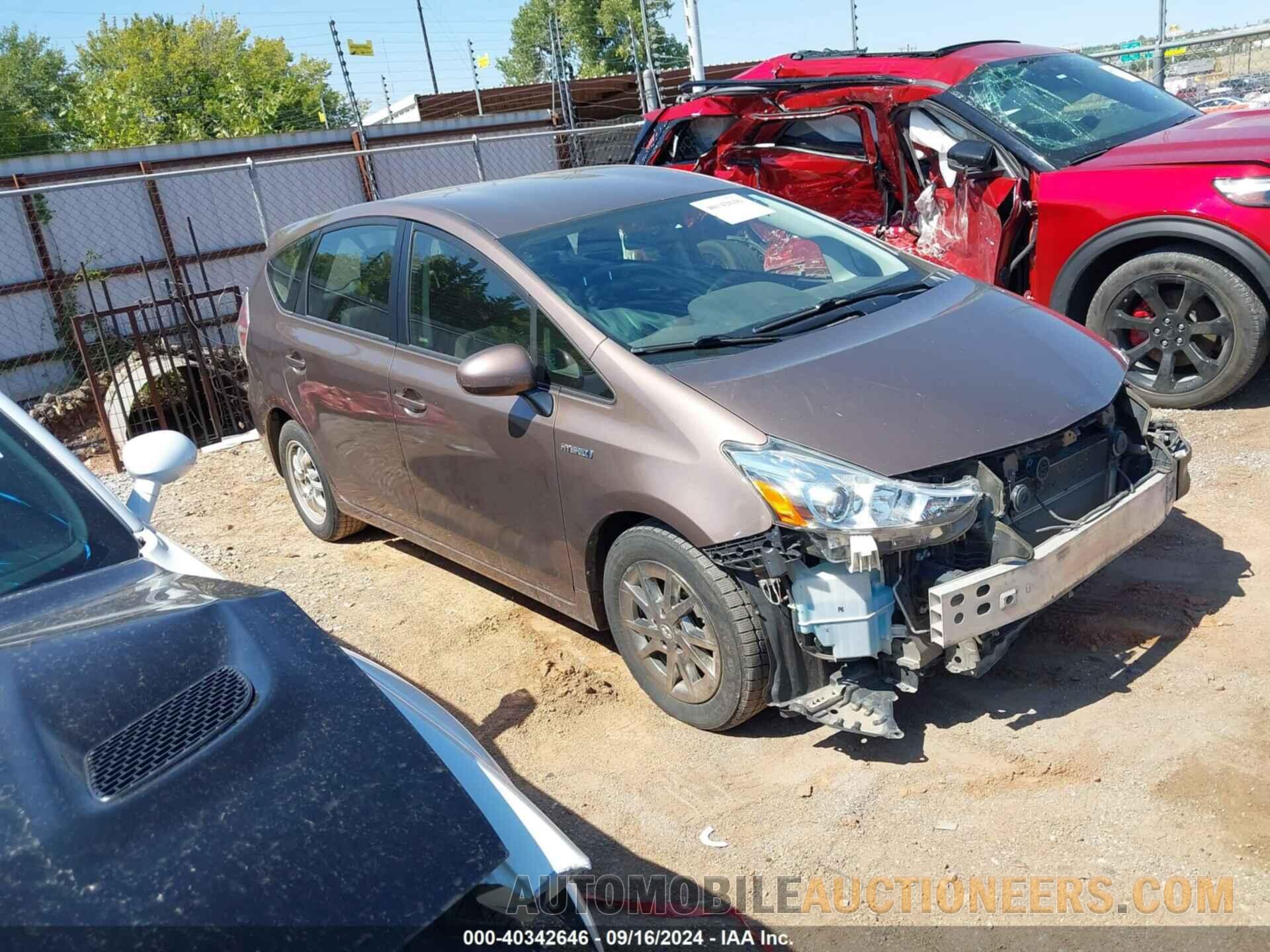 JTDZN3EU6FJ038244 TOYOTA PRIUS V 2015