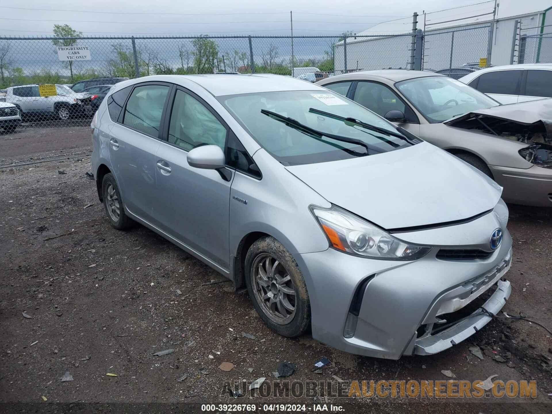 JTDZN3EU7FJ039161 TOYOTA PRIUS V 2015