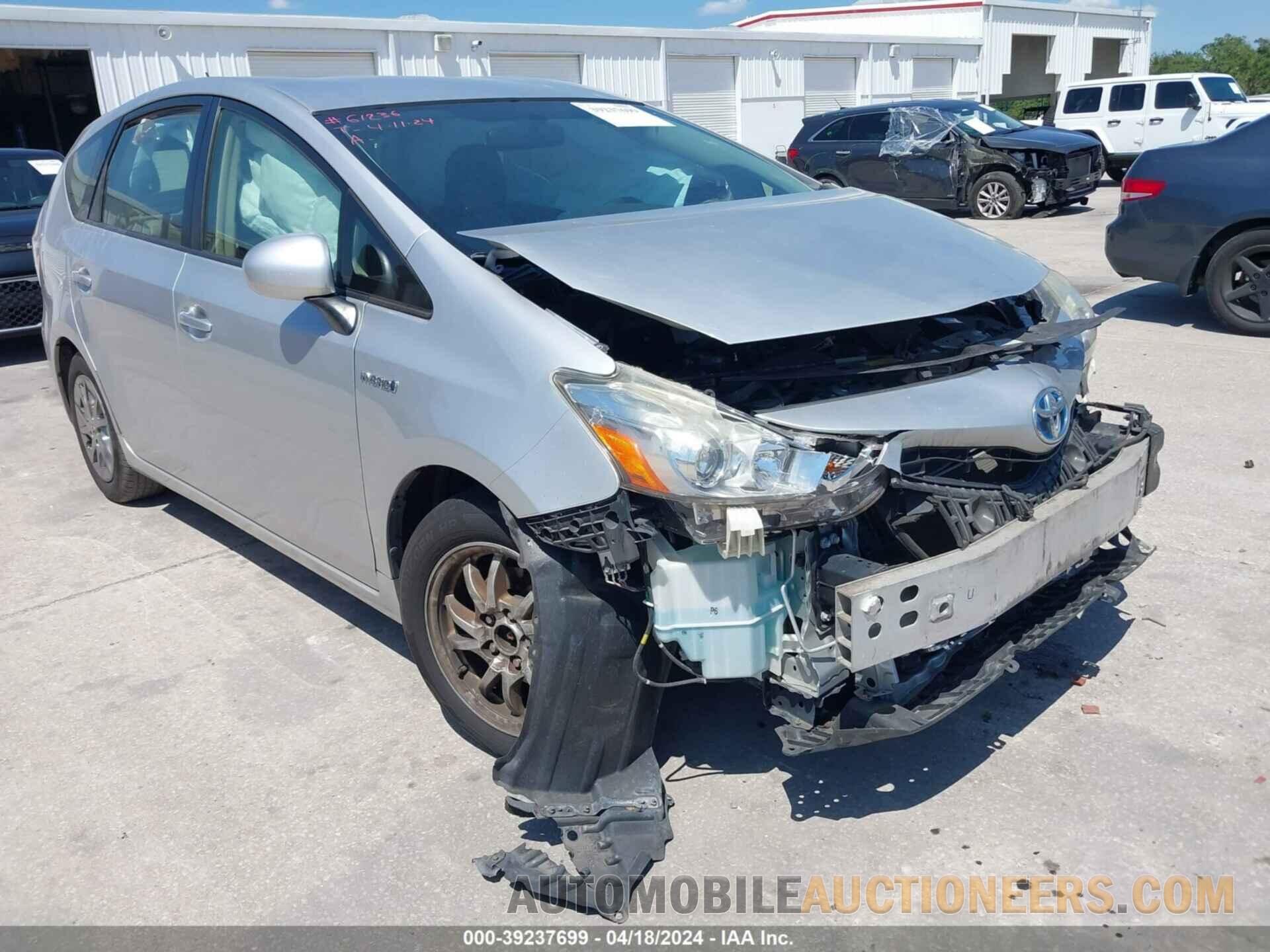 JTDZN3EU8FJ018612 TOYOTA PRIUS V 2015