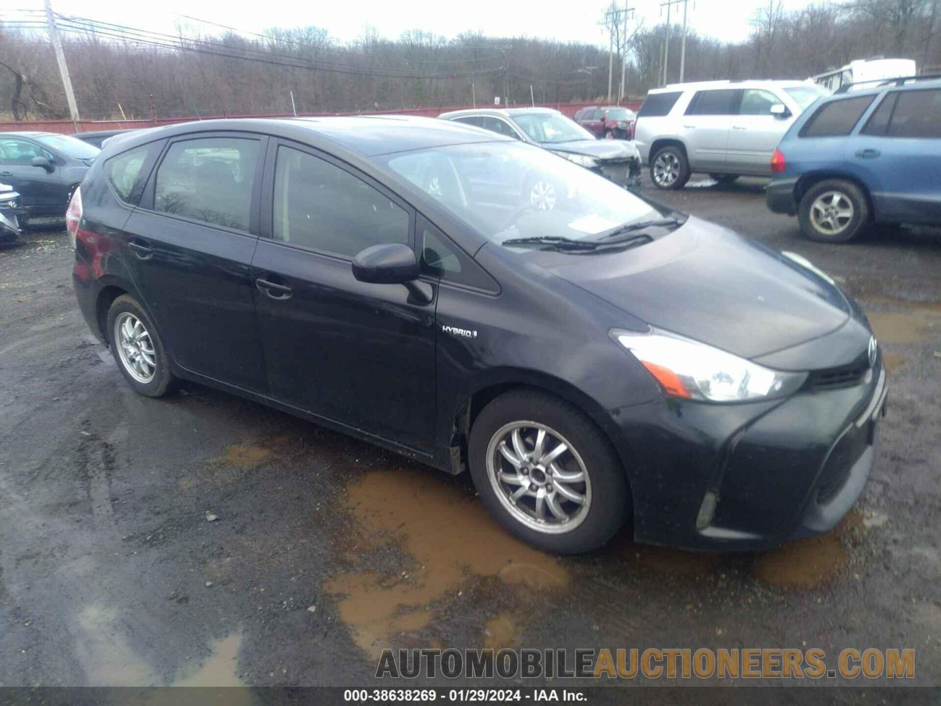 JTDZN3EU8FJ023101 TOYOTA PRIUS V 2015