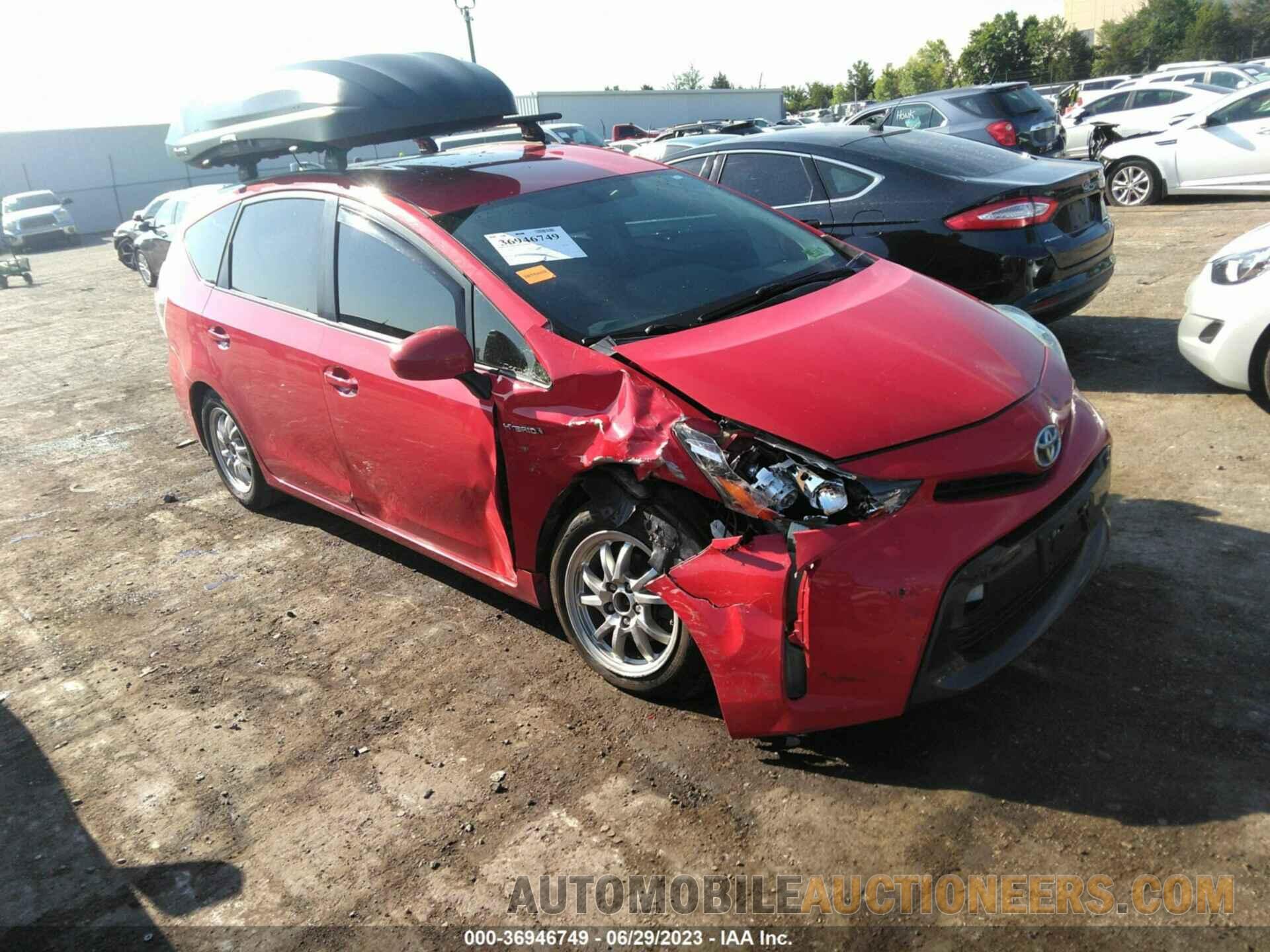 JTDZN3EU8FJ028430 TOYOTA PRIUS V 2015