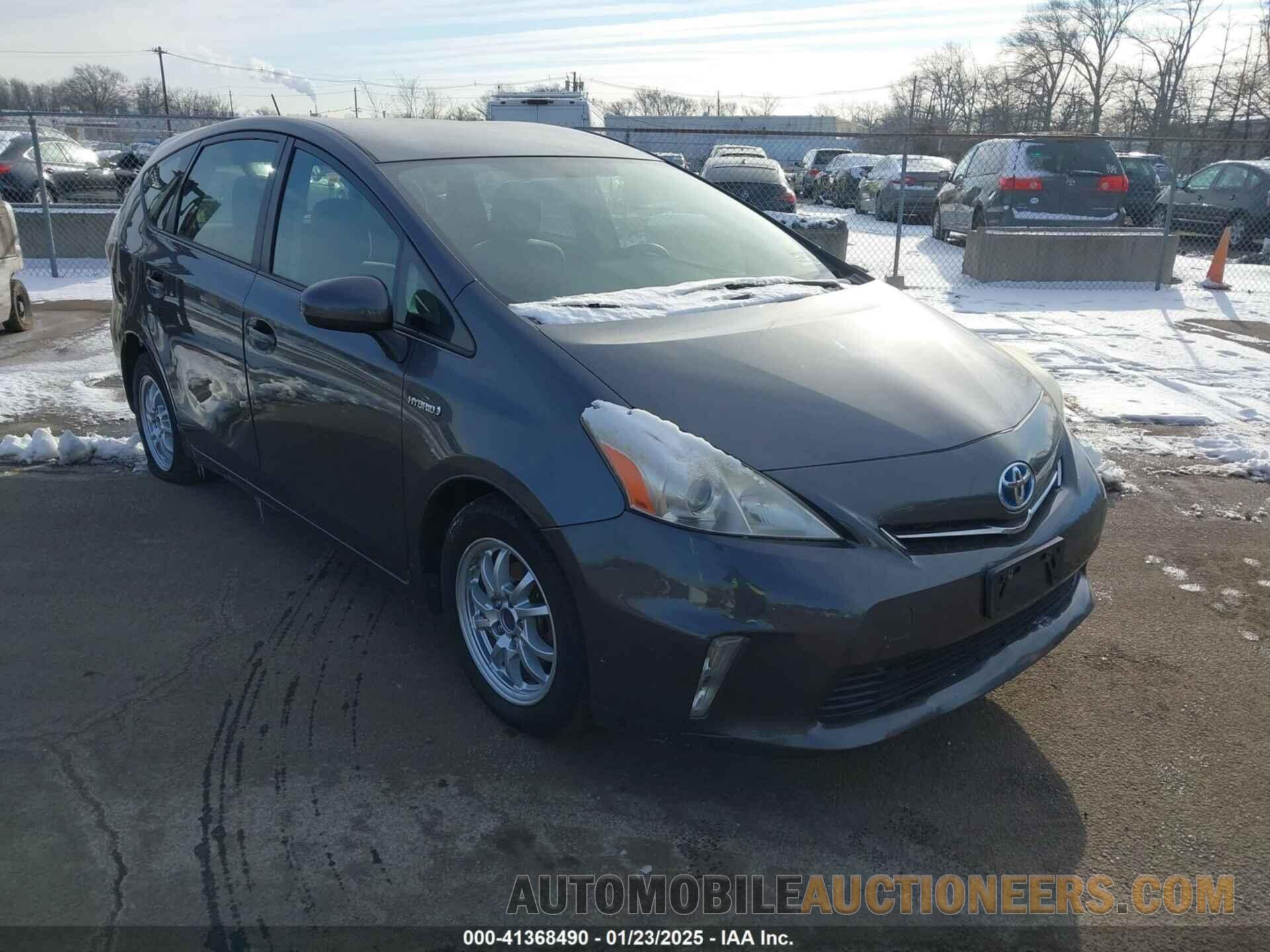 JTDZN3EUXC3041065 TOYOTA PRIUS V 2012