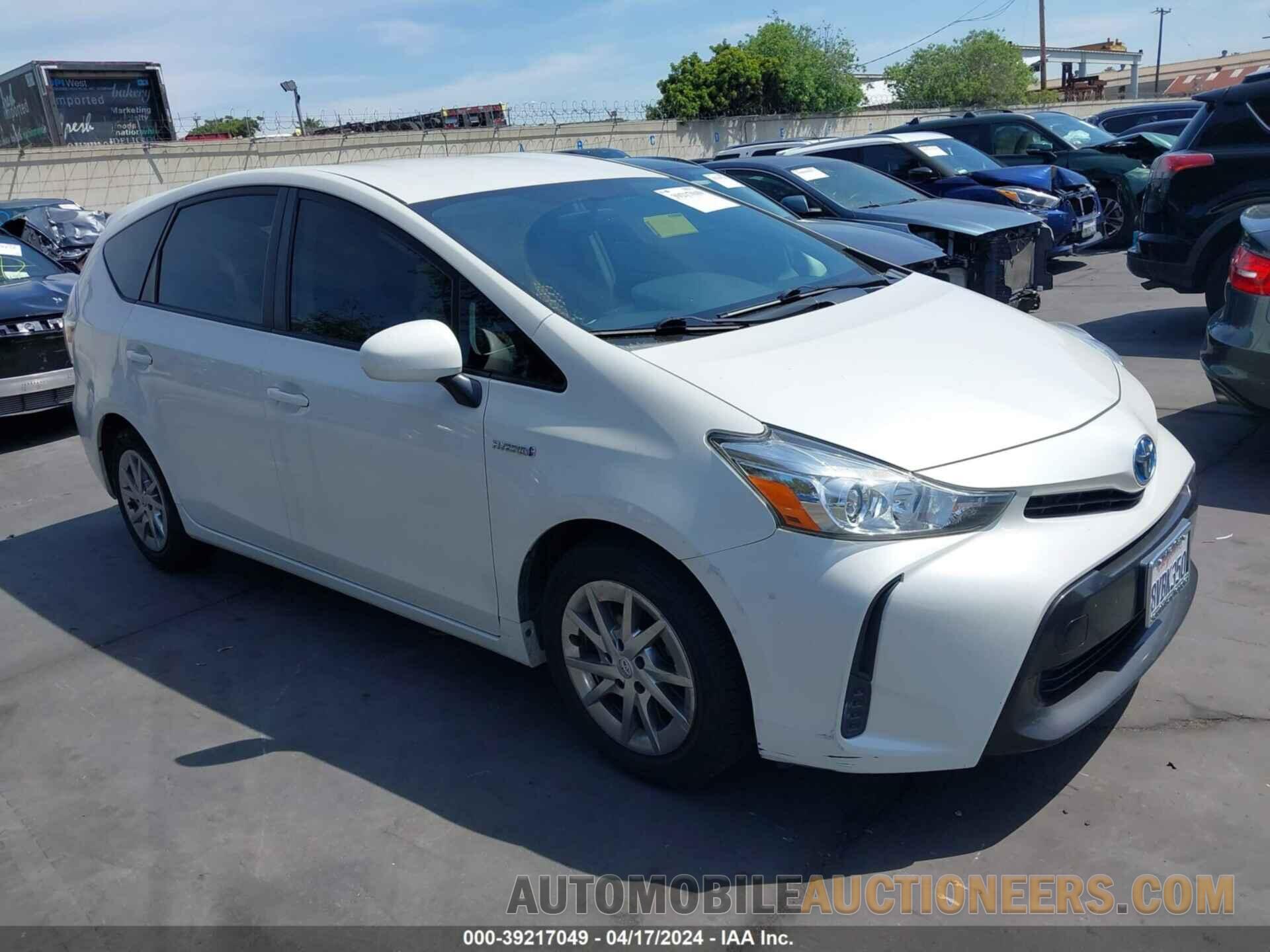 JTDZN3EUXHJ073856 TOYOTA PRIUS V 2017