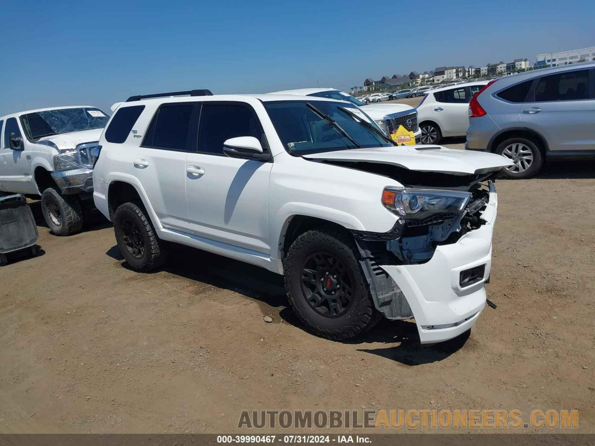 JTEAU5JR1N5256902 TOYOTA 4RUNNER 2022