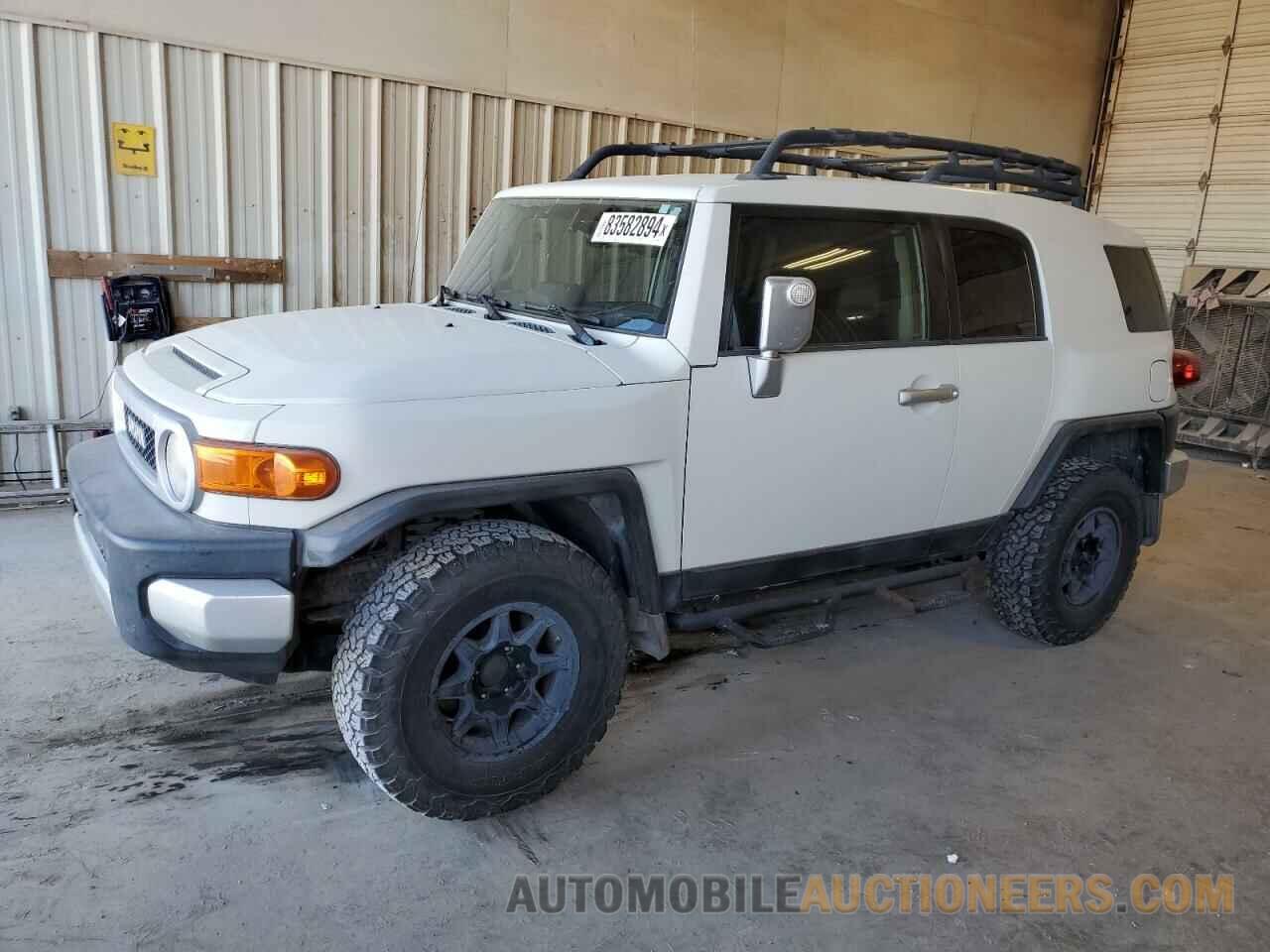 JTEBU4BF7EK185631 TOYOTA FJ CRUISER 2014